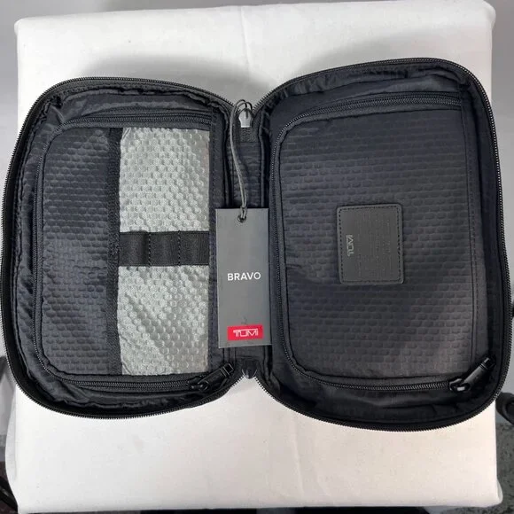 TUMI Bravo Reno Kit, Black NWT Made in Italy - Picture 3 of 10